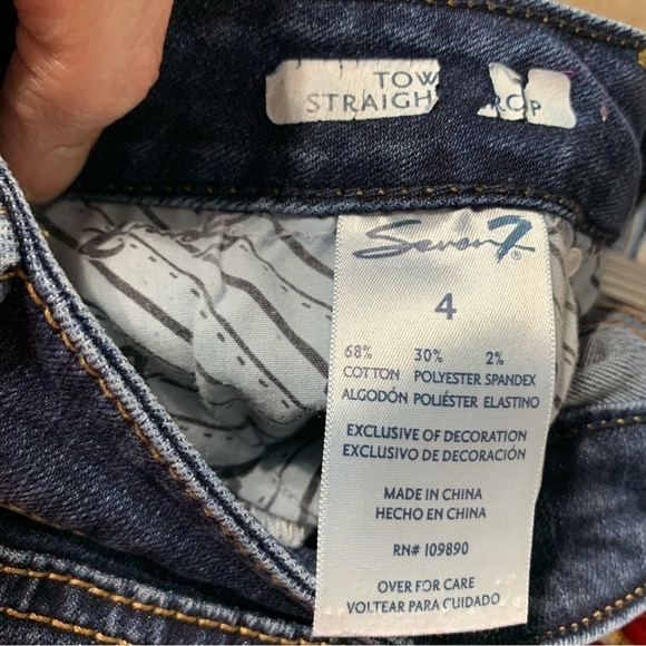 SEVEN7 Tower Straight‎ Crop Jeans dark wash. Size 4 - Picture 9 of 12